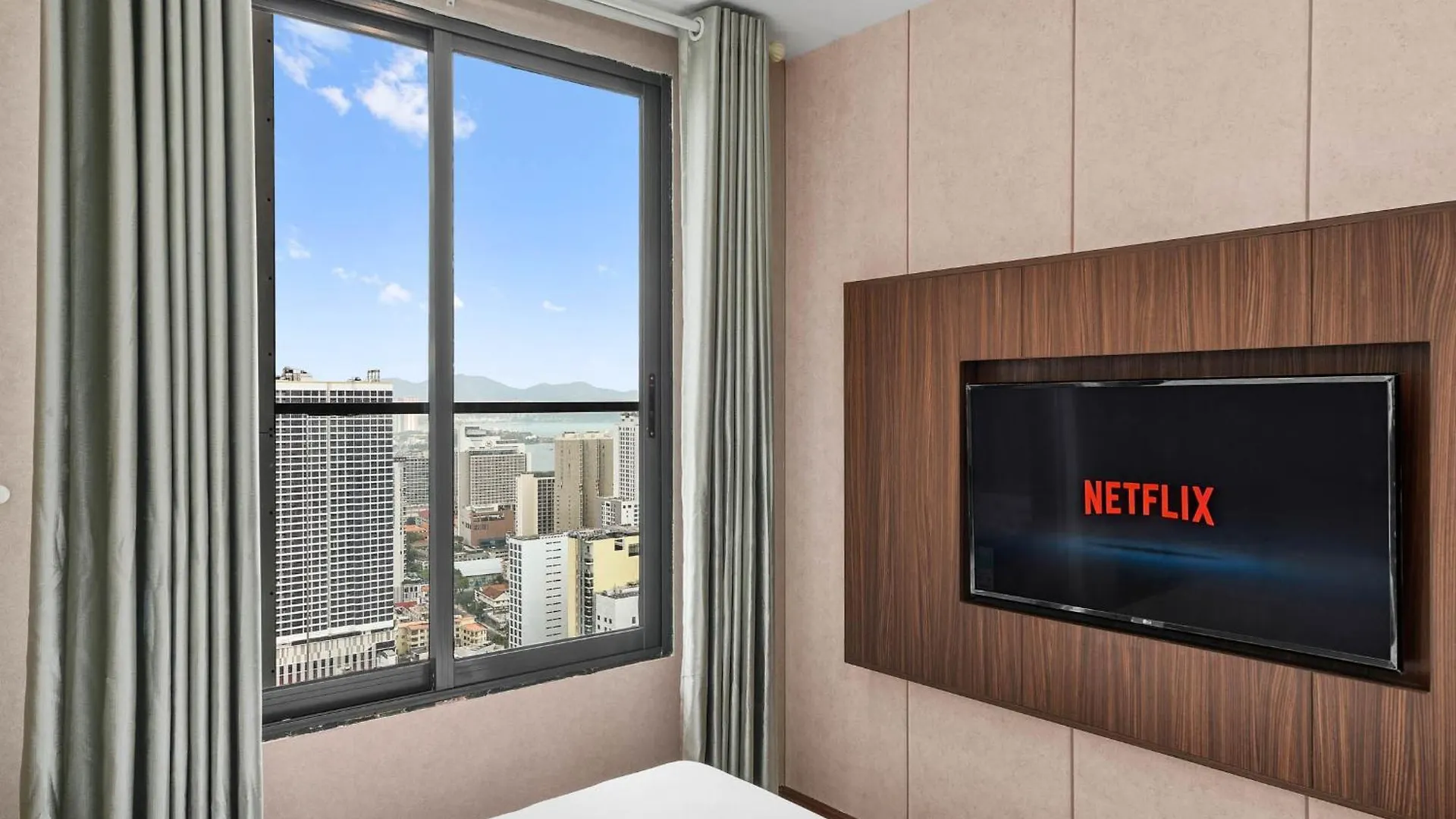 S Lux Apartment Virgo Nha Trang 0*,  Vietnam