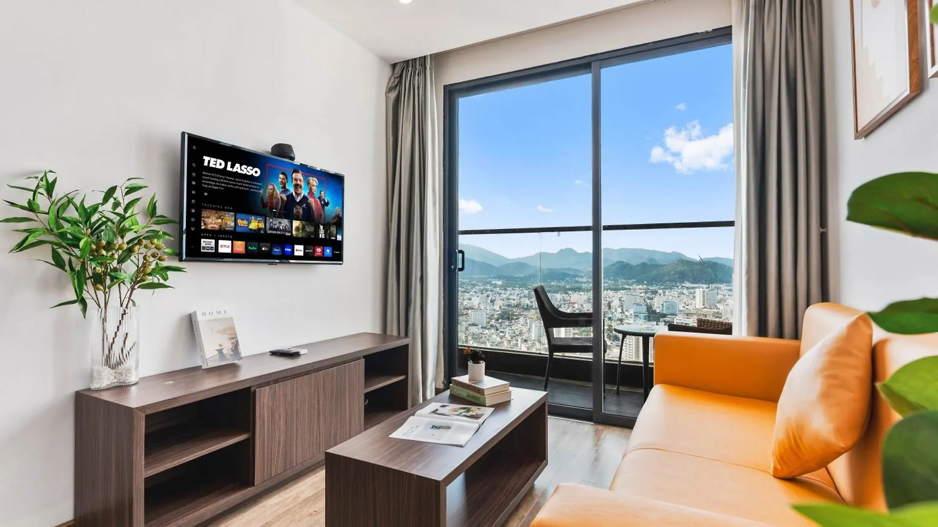 Апарт-отель S Lux Apartment Virgo Нячанг Вьетнам